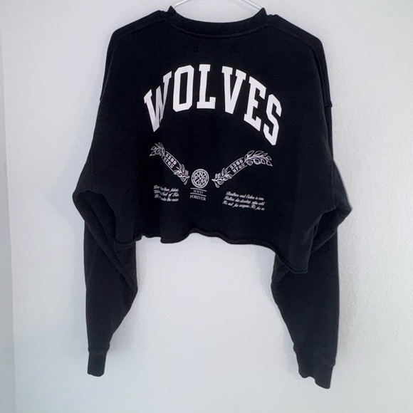 Darc Sport SHE Wolves Cropped Crewneck - Picture 14 of 14